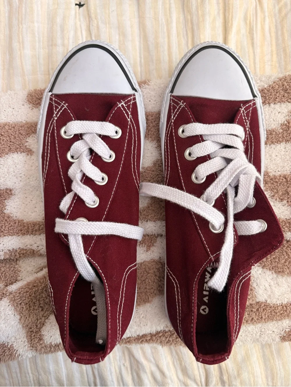 Airwalk Burgundy and White Canvas Low-Top Sneakers